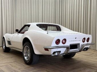 Chevrolet Corvette C3 Targa z roku 1972 - 9