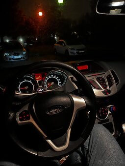 Ford Fiesta 1.4 TDCi 50 kW - 9