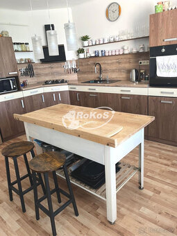 PREDAJ - Rodinný dom v Rožňave - 9