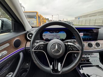 Mercedes-Benz E trieda 200 - 9