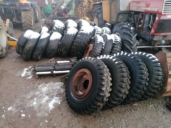 Predám kolesá o rozmere 400/60-15,5 - 9