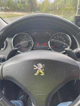 Peugeot 3008 - 9