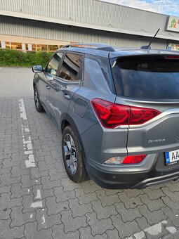Ssangyong korando - 9