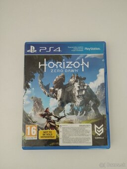 konzola PS 4 slim 500GB - 9