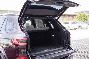 BMW X5 xDrive40d mHEV - 9