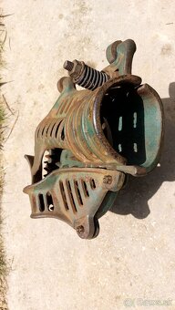 Vyžinacka,moržovák ,benz.kosačka,lis na plastove flase - 9