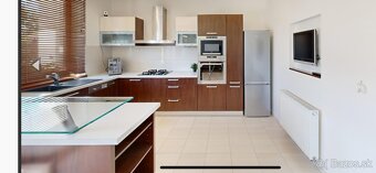 Predám rodinny dom v Miloslavove s bazénom v Alzbetin dvor… - 9