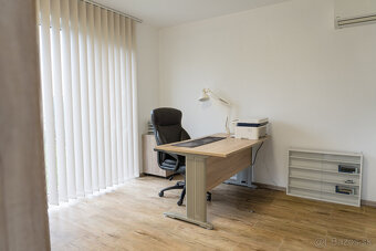 Predaj modernej polyfunkčnej haly s administratívnou budovou - 9