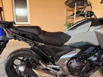 Honda NC750X DCT - 9