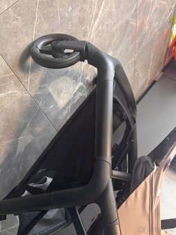 Bugaboo Butterfly 2 Desert taupe s madlom - 9