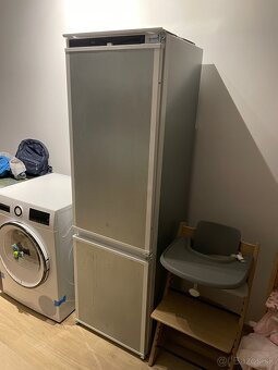 Predám vstavanú chladničku AEG - 9