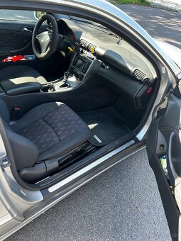 Predám Mercedes Benz CL203 C220 CDI 2.2 sportcoupe - 9