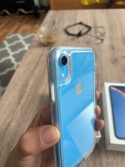 Iphone xr 64 gb modry - 9