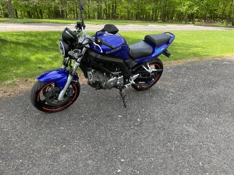 SUZUKI SV 650 N  2011 - 9