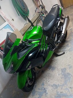 KAWASAKI ZZR 1400 performance - 9