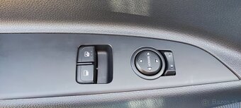 Kia Stonic - 9