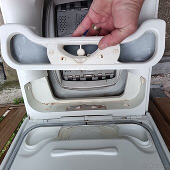 Electrolux pracka uzka 40cm moznost dovozu v BA - 9