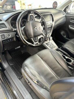 Mitsubishi L200 - 9