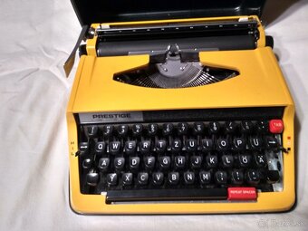 Pisaci stroje -PRESTIGE kufrikovy-Madein Japan. - 9