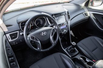 Hyundai i30 CW 1.6-CRDi, 94kW, M6 - 9