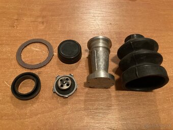 Uaz, Gaz, Aro predám hlavný brzdový valec - 9