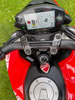 Ducati Hypermotard 950 RVE - 9