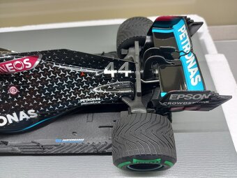 F1 MERCEDES W11 HAMILTON VÍTĚZ GP TURECKA 2020 SPARK 1:18 - 9
