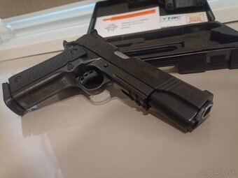 Predám pištol Norinco 1911 hi cap 45ACP - 9