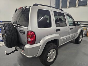 JEEP CHEROKEE KJ 2,5 CRDI 105kW - 9