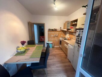 NA PRENÁJOM: 4 izbový byt 86 m2, zariadený, Krivánska ulica - 9
