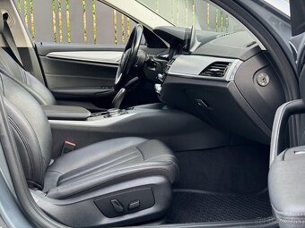 BMW rad 5 530d Touring xDrive 2018 (G31) - 9