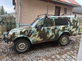 Lada Niva special - 9