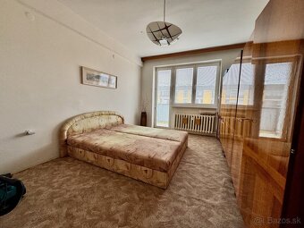 CENTRUM - veľký tehlový 3i byt, 85m2, loggia, garáž - 9