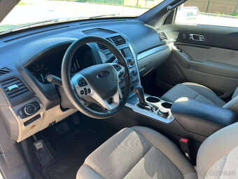 Ford Explorer 3.5 V6, 67 500 km, 2013, 1.majitel, 7 míst - 9