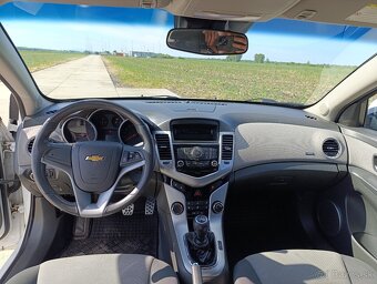 Chevrolet Cruze 2.0 VCDi 92kW LS Plus – 1. majiteľ - 9