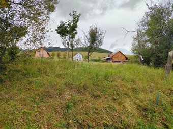 Predaj: Pozemok na stavbu RD v Zbyňove 1748m2 (992m2+756m2) - 9