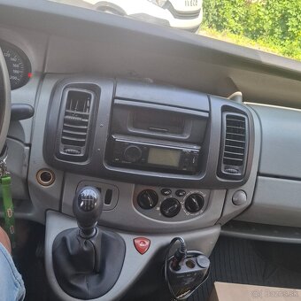 Renault Trafik - 9