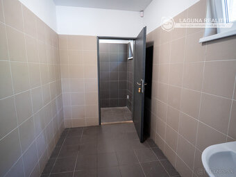 SKLADOVÝ resp. Priemyselno / obchodný areál na PRENÁJOM - - 9