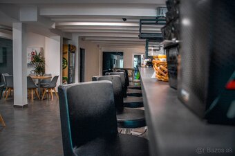 V zabehnutom fitness ponúkame do prenájmu kaviareň. - 9