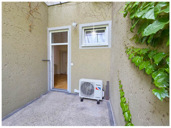 PRIAME CENTRUM / 3i byt BB / J. CIKKERA / 100 m2 + terasa - 9