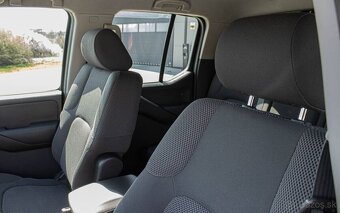 Nissan Navara 2.5D 4X4 2007 - 9
