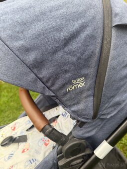 Britax Romer 2v1 - 9