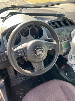 Rozpredam na náhradné diely Seat Altea - 9