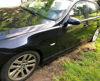 Díly z Bmw 325i e90 2005 160kw motor bere olej - 9