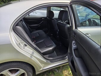 Toyota Avensis 2006 D4D 2,2 Tspirit Koža - 9