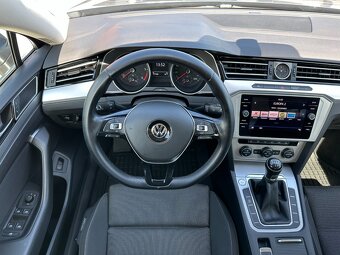 Volkswagen Passat 2.0 TDi - 9