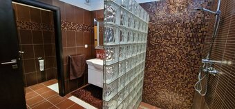 Luxusný  apart.   Veľká Lomnica 7 izieb, 321 m2, možný odp.D - 9