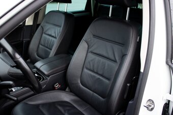 Volkswagen Touareg 3.0TDI V6 4Motion - 9