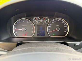 Hyundai i30 1.6 CVVT - 9