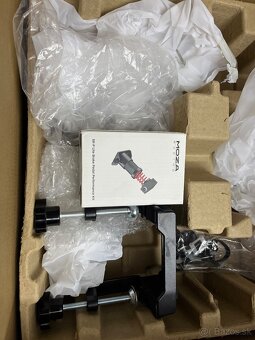 Moza R5 + Playseat formula Instinct F1 edition - 9
